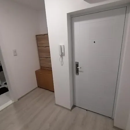 דירה Apartman Una *