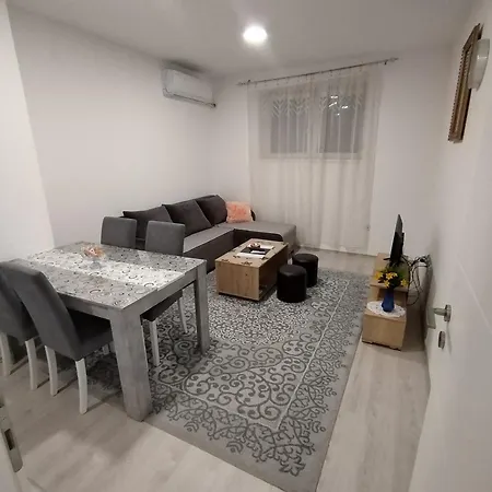 Apartman Una * סוקו בניה