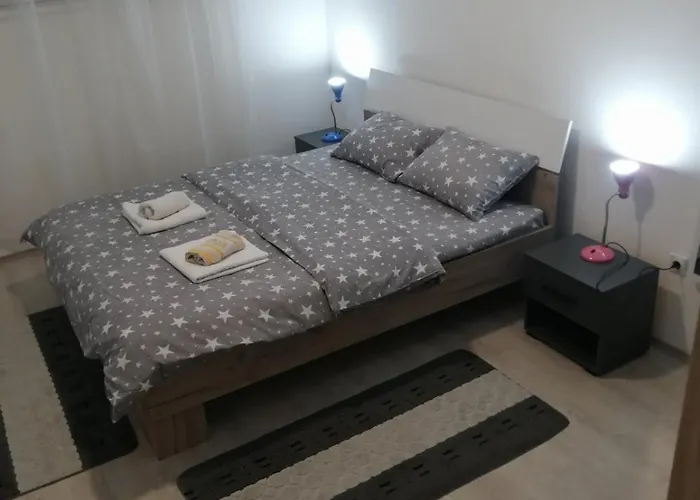 아파트 Apartman Una